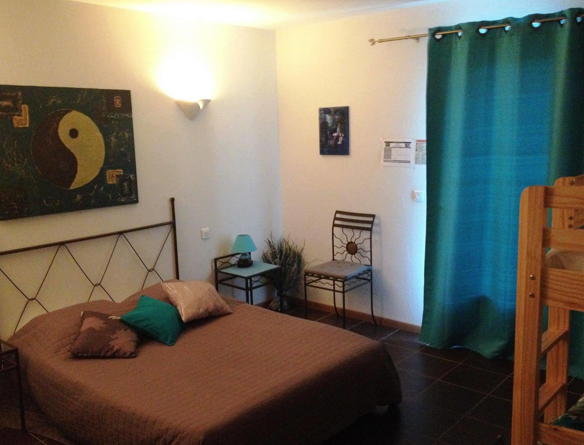 The Originals City, Hotel Le Village Provencal, Aix-En-Provence Nord Pertuis Εξωτερικό φωτογραφία